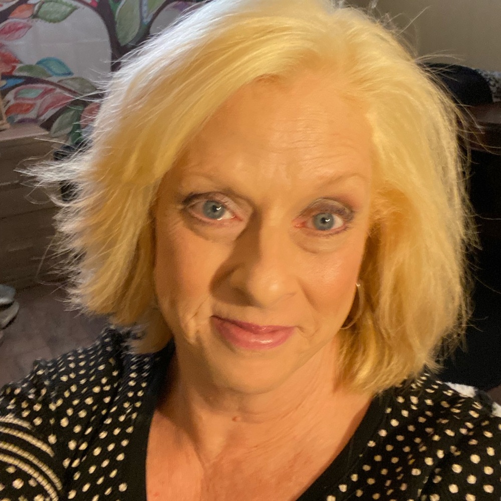 Meet your Posher, Patsy
